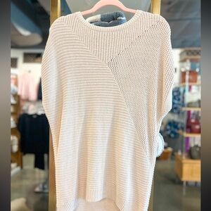 Barefoot dreams sweater - small - excellent condition